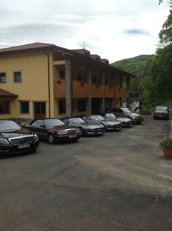 Il Bruco Hotel Fiumalbo Esterno foto