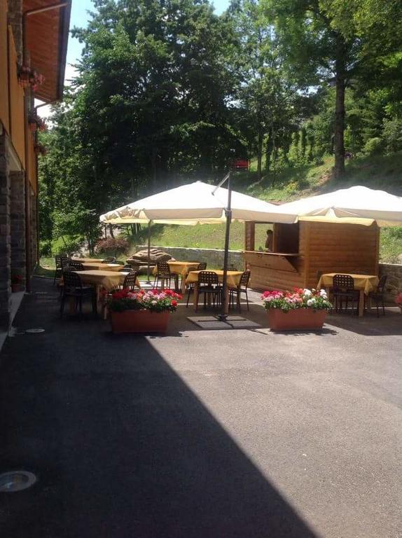 Il Bruco Hotel Fiumalbo Esterno foto